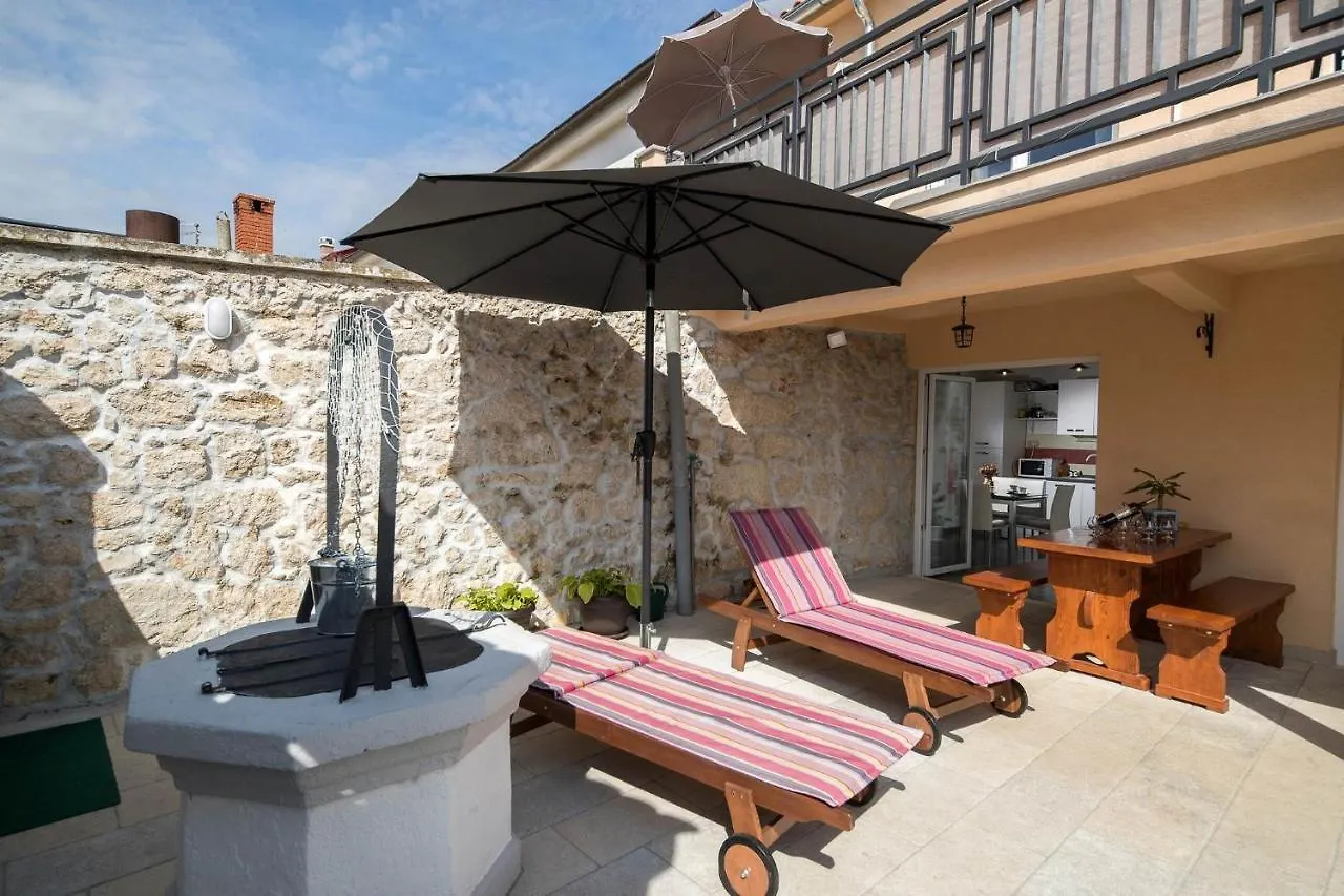 Odiseja Villa Tribalj  Vakantiehuis Tribalj (Primorsko-Goranska)